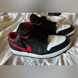 Jordan 1 white toe size 10.5